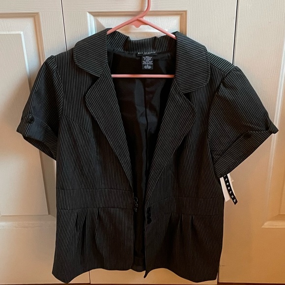 Large Bay Studio Stretch Never Worn Jacket - Picture 1 of 5